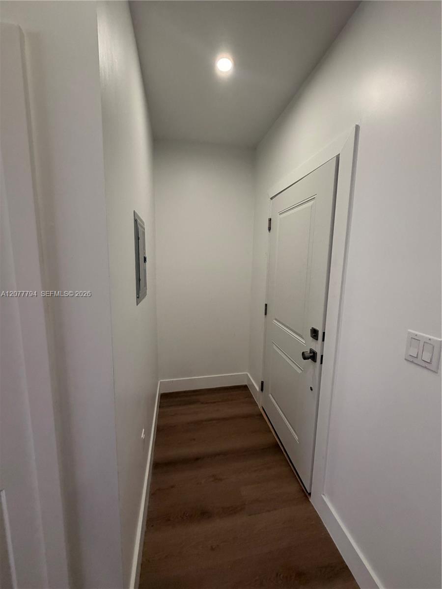 1619 Jefferson Ave # 309 — Photo 4