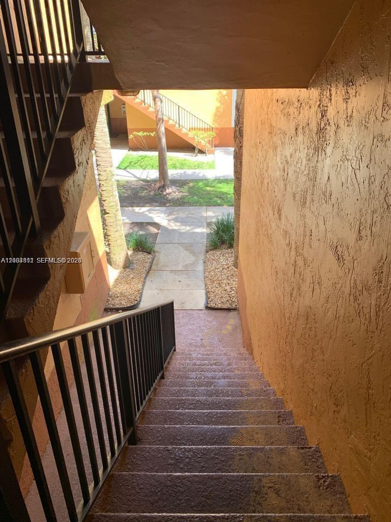 10765 Cleary Blvd # 203 — Photo 4