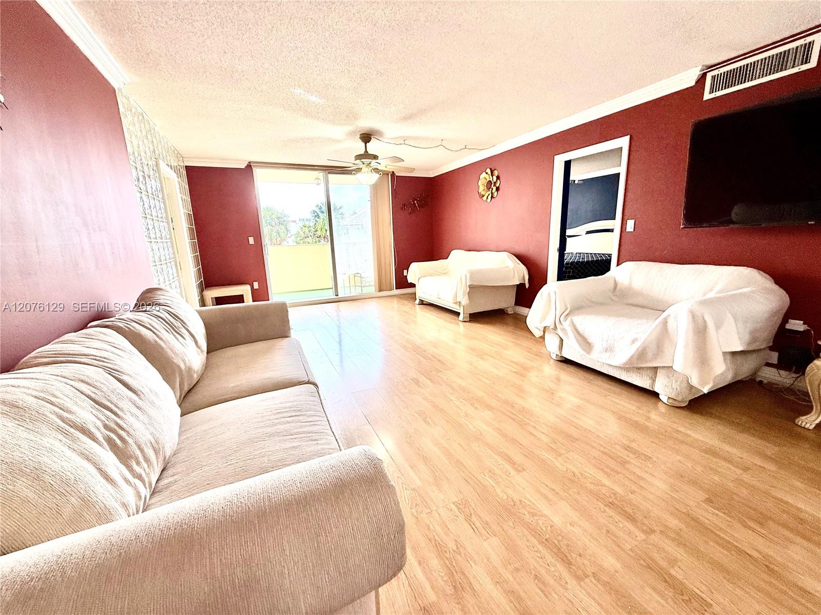 1833 S Ocean Dr # 210 — Photo 2