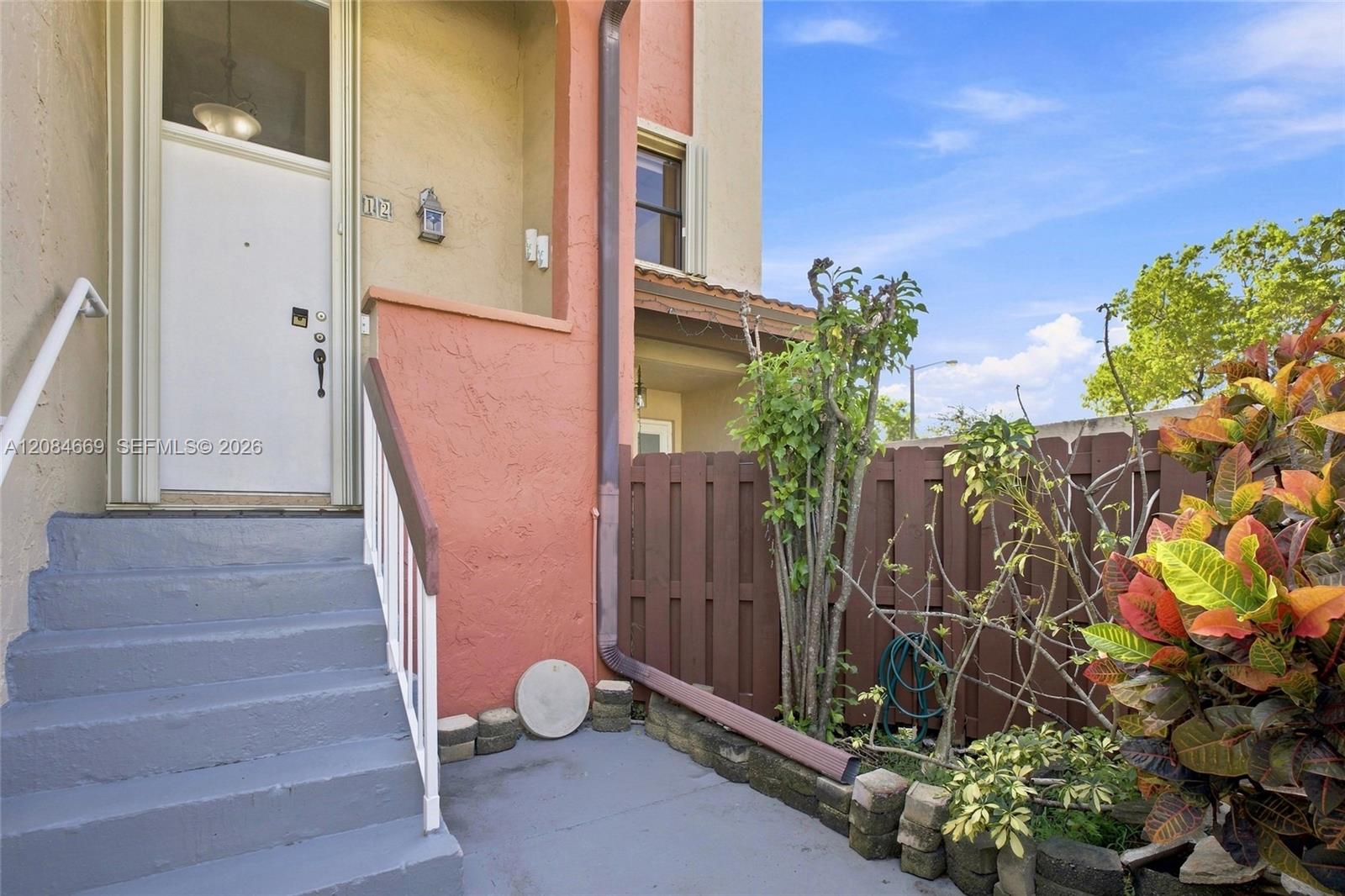 9905 NW 9th St Cir # 21 — Photo 2