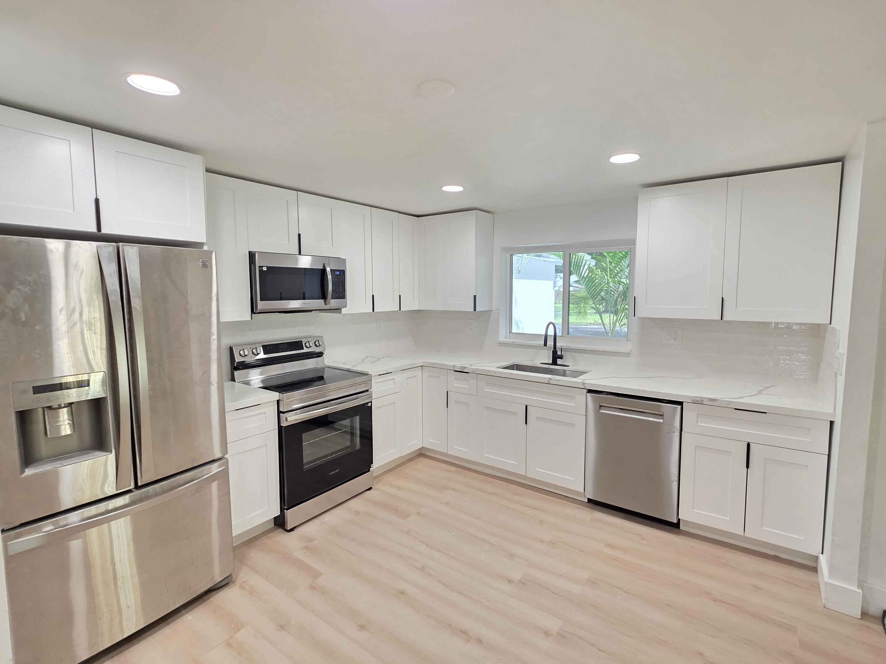 12301 PASEO Way — Photo 2