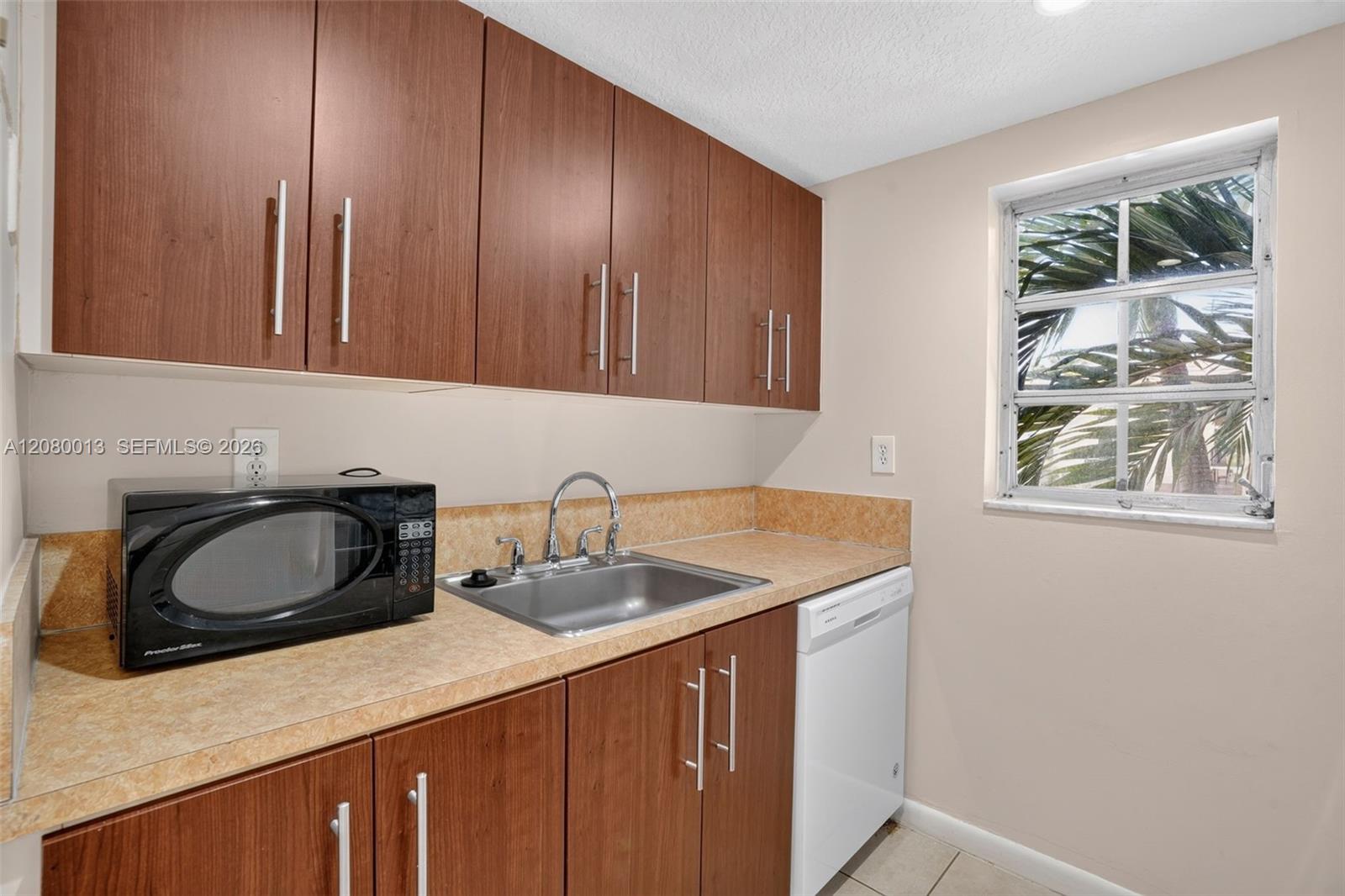 8600 SW 109th Ave # 205 — Photo 4