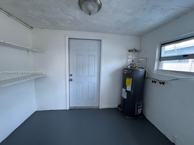4221 SW 39th St — Photo 3