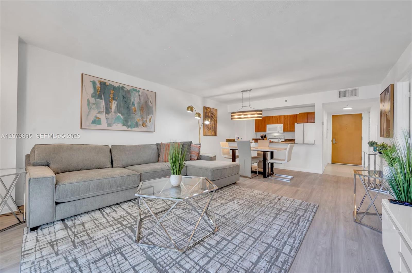 1200 Brickell Bay Dr # 2904 — Photo 2