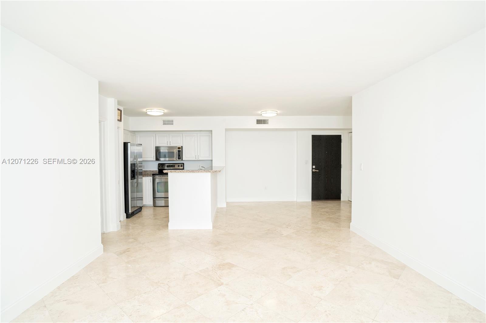 90 Alton Rd # 2204 — Photo 3