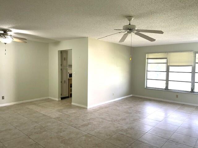 892 HIGH POINT Boulevard N # B — Photo 4