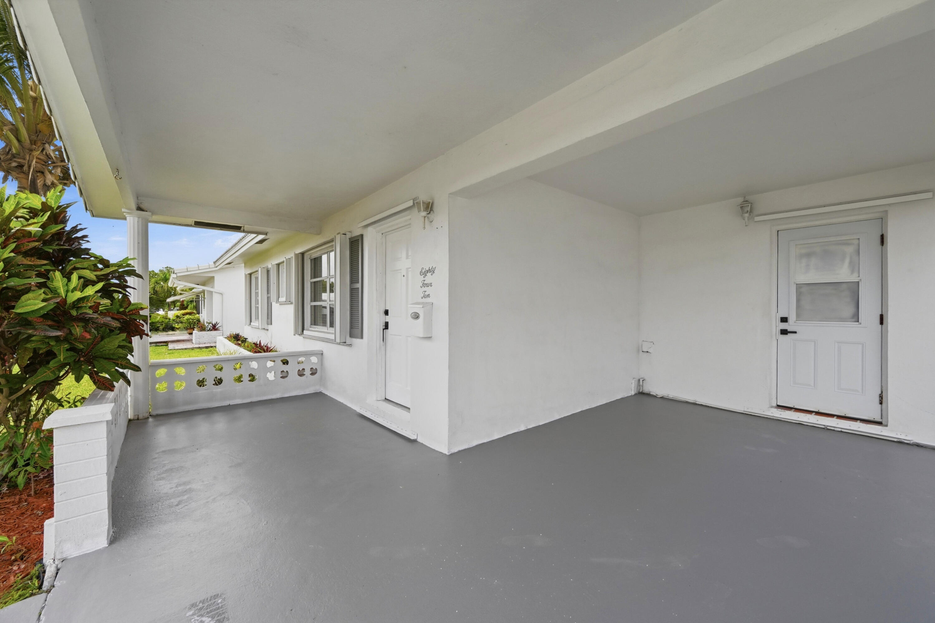8410 NW 59th Place — Photo 5