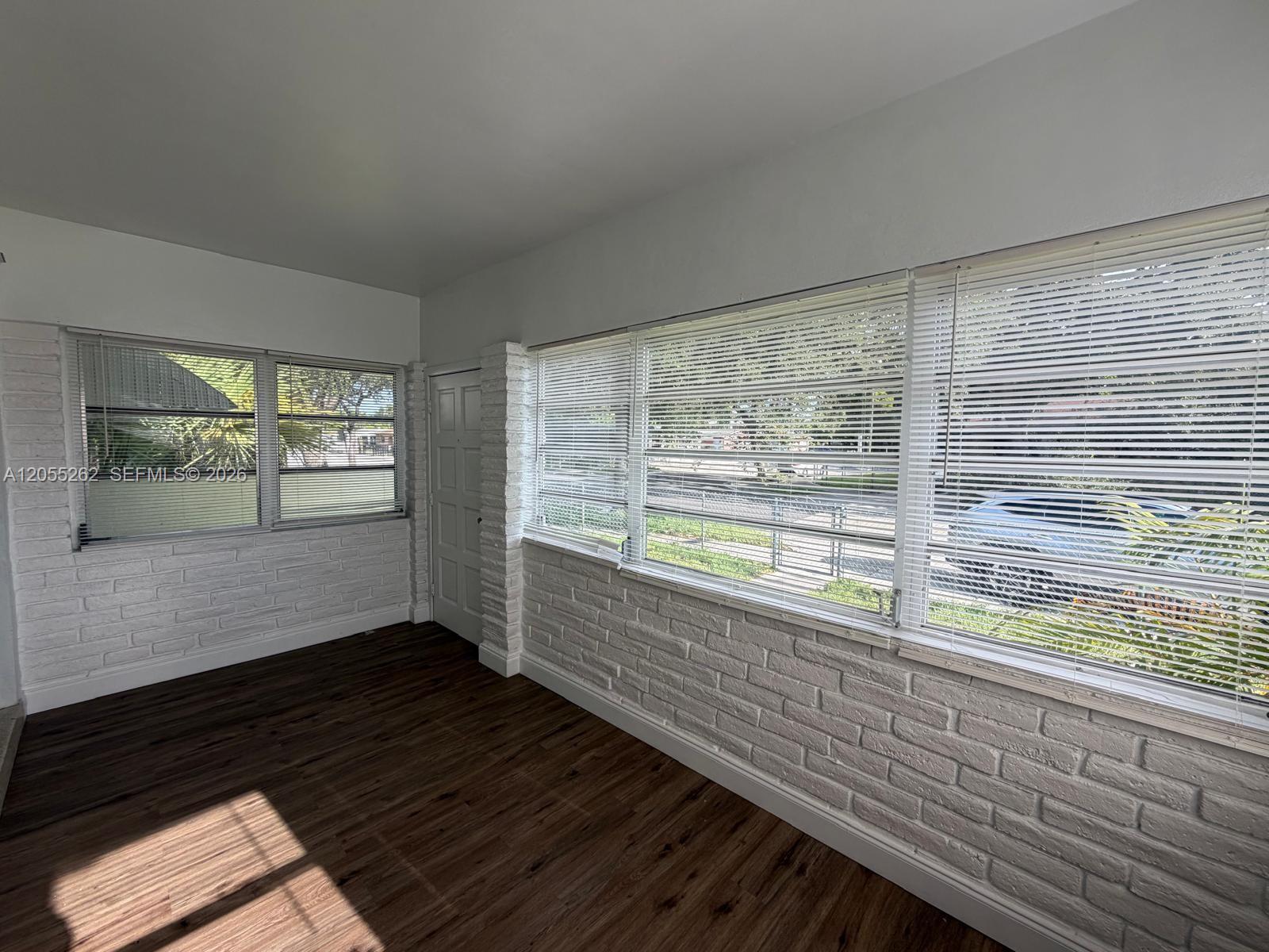 890 NW 55th St # 1, Miami FL 33127