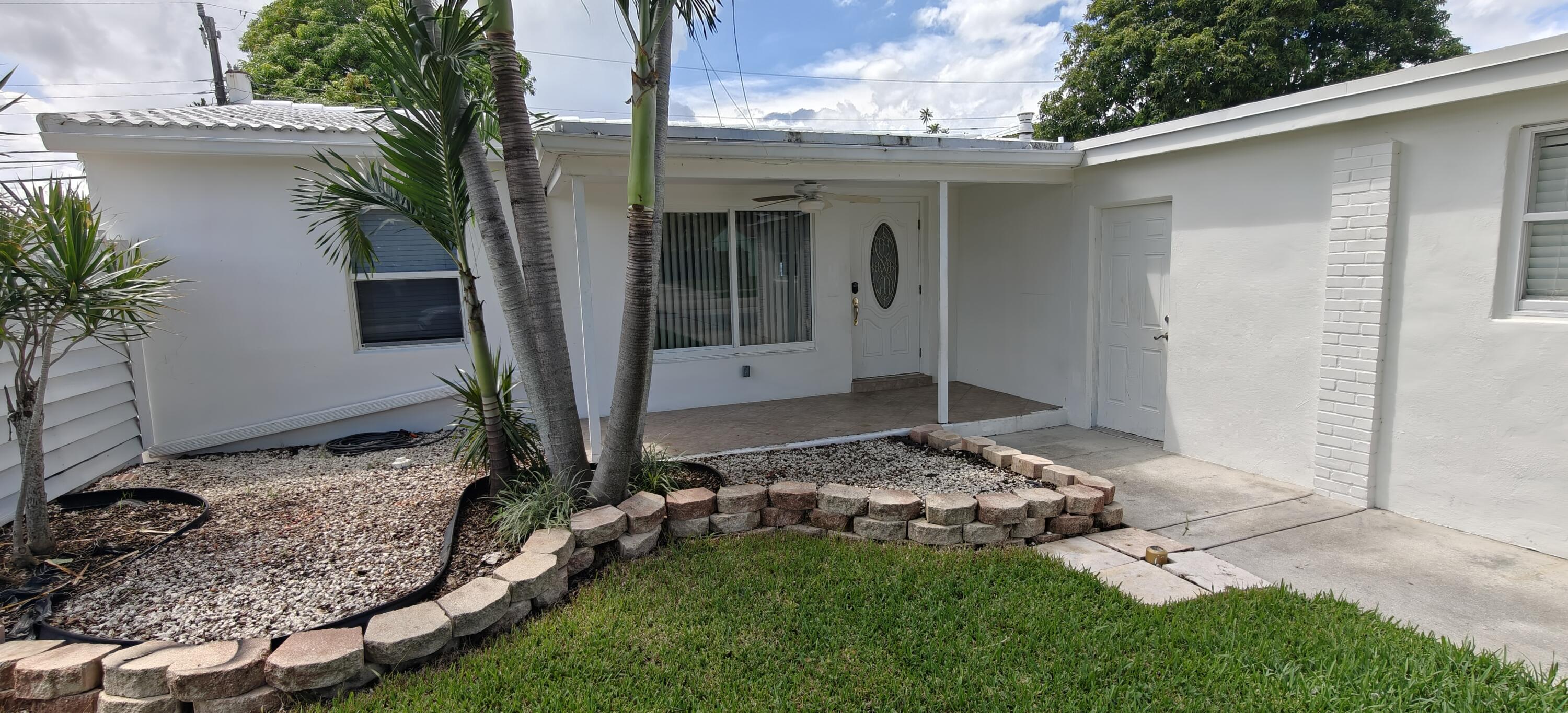 5649 NE 5th Terrace, Oakland Park FL 33334