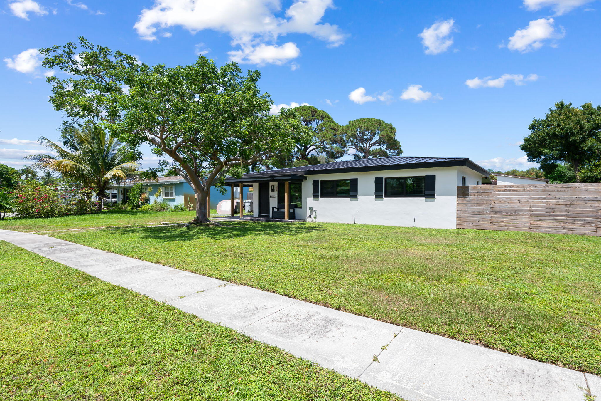 1032 SW 1ST Terrace, Pompano Beach FL 33060