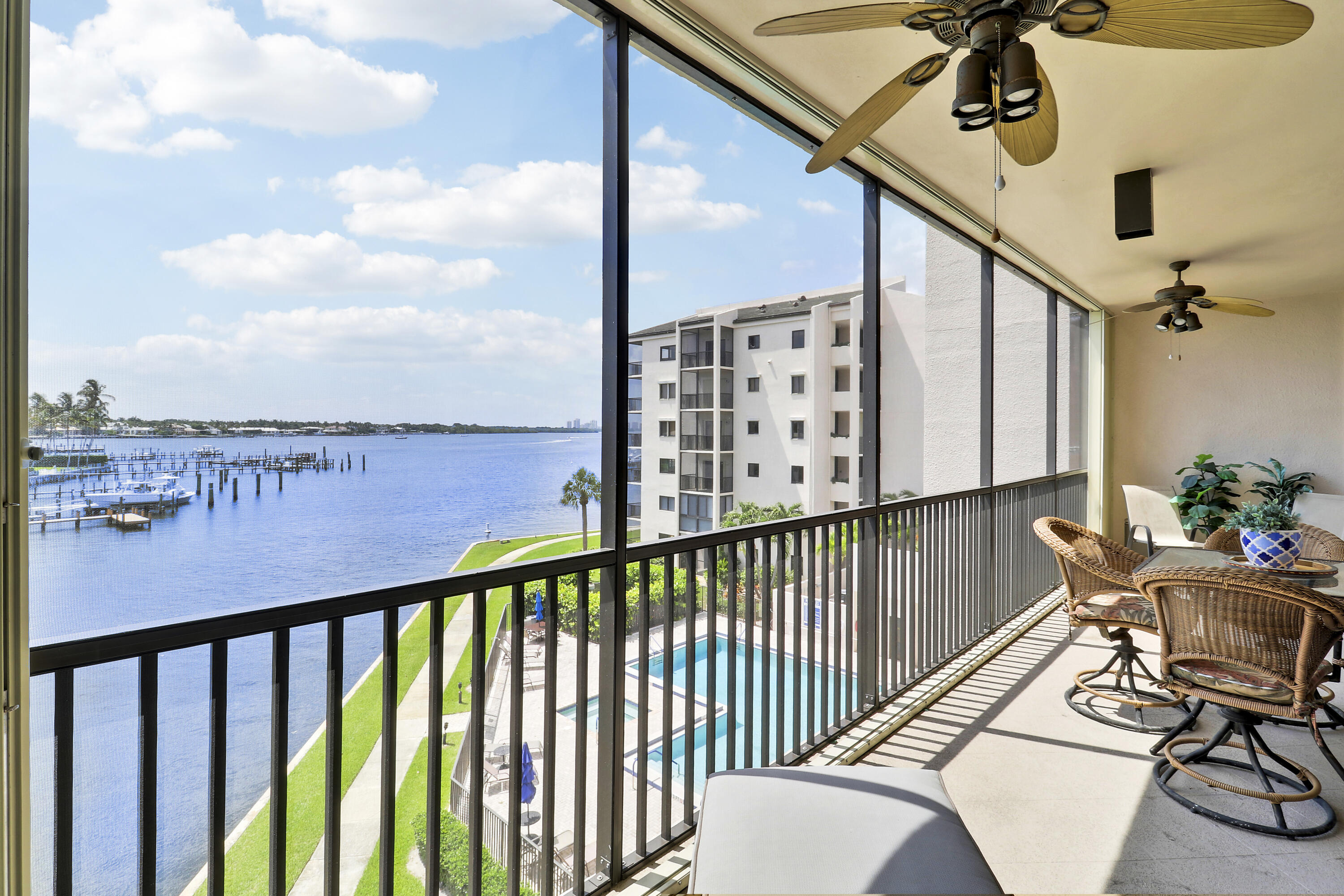 11370 Twelve Oaks Way # 416, North Palm Beach FL 33408