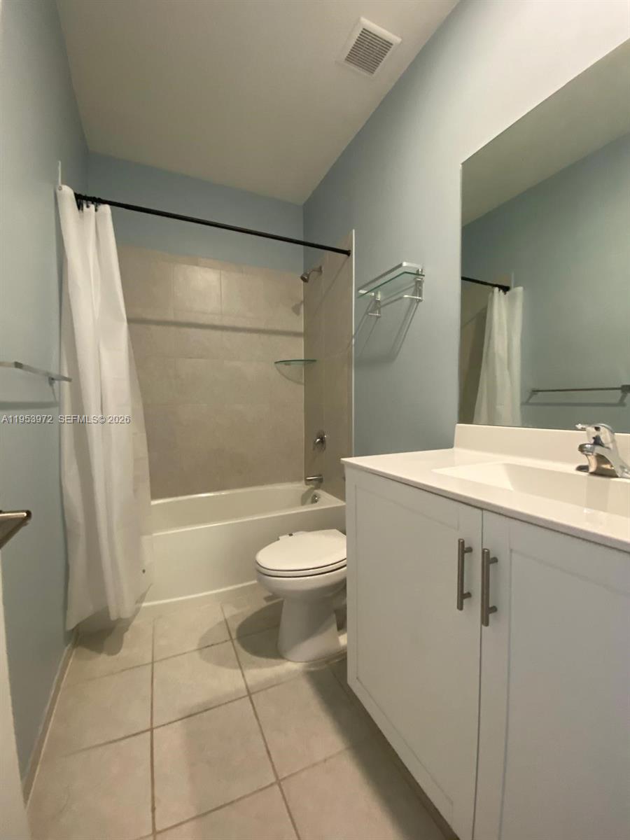 First Floor Bathroom