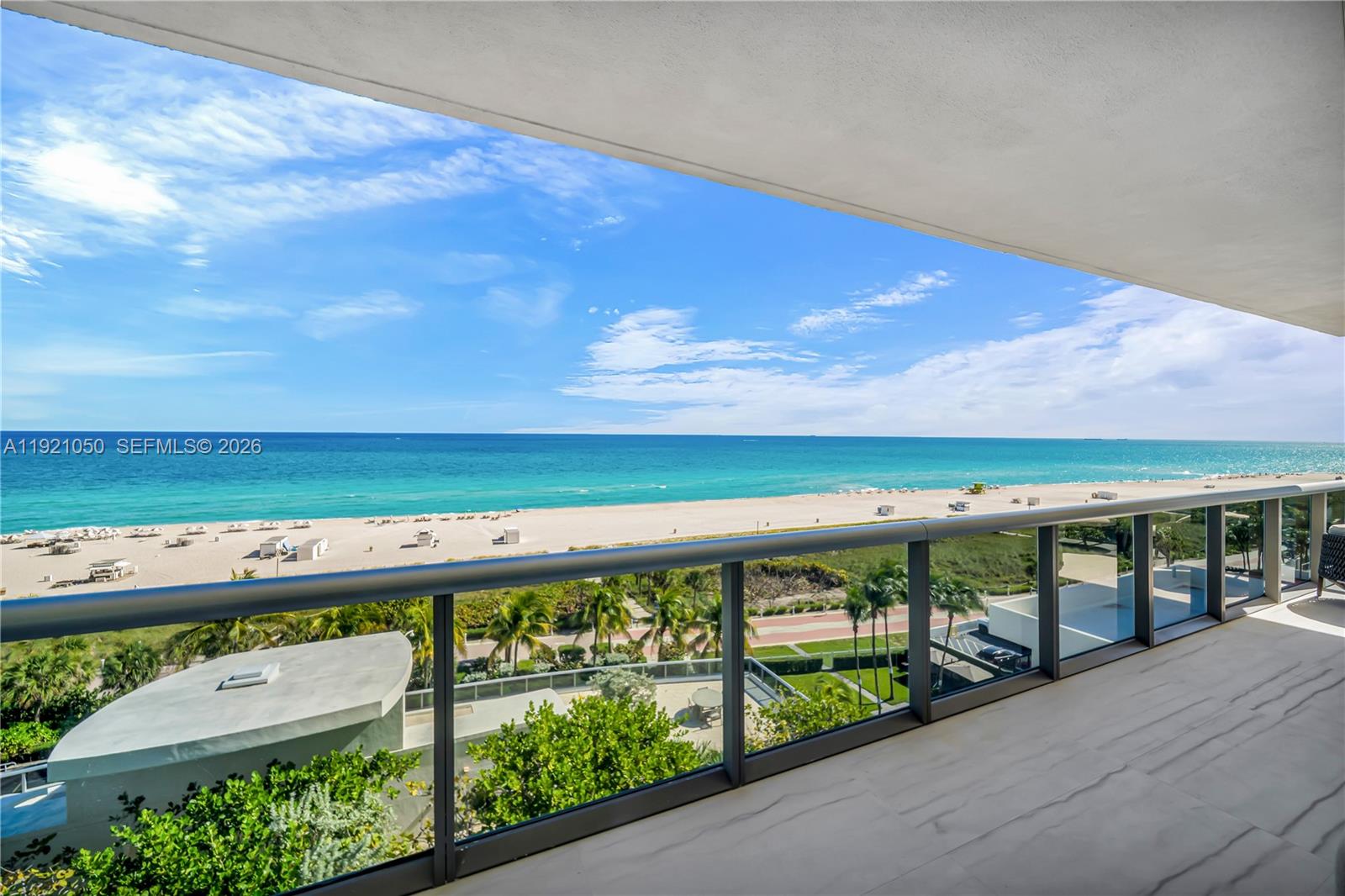 5875 Collins Ave # 902, Miami Beach FL 33140