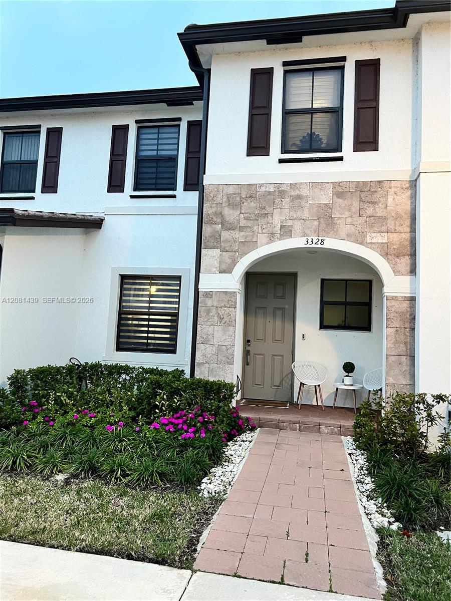 3328 W 114th Ter # 3328 — Photo 3
