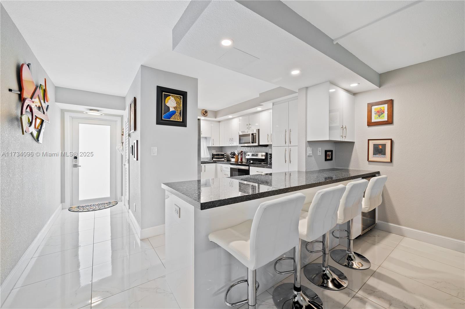 711 S Hollybrook Dr # 109 — Photo 4