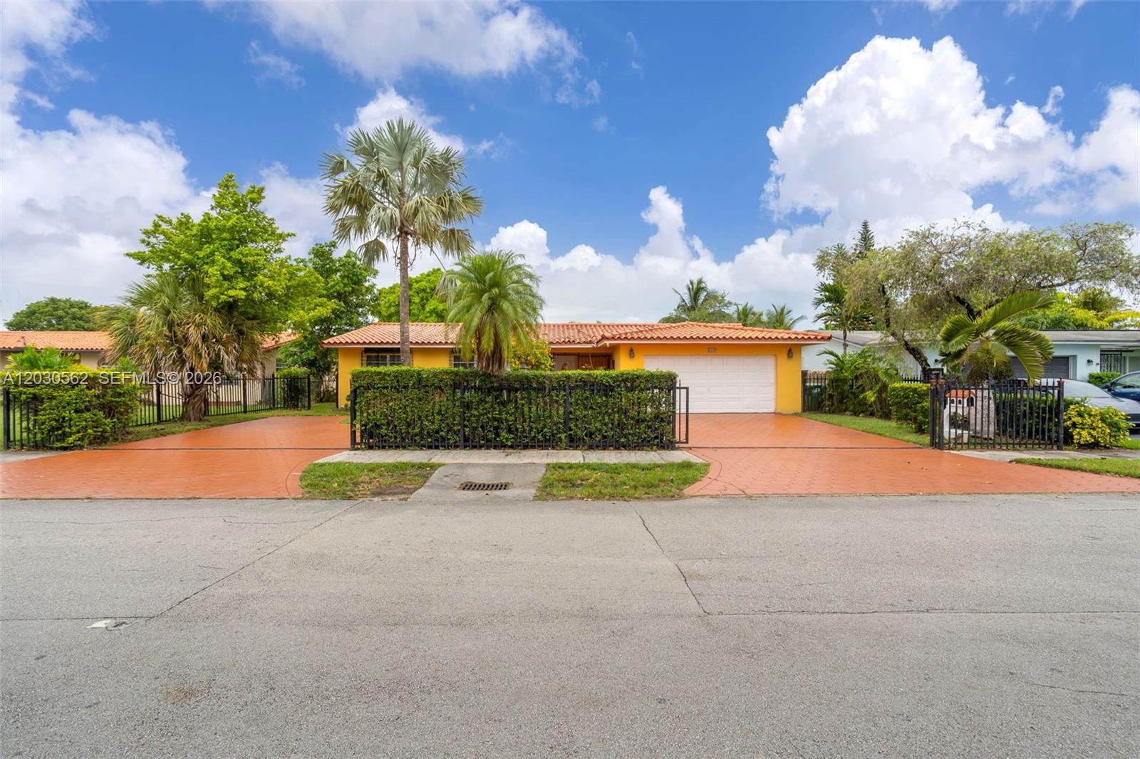 1320 SW 84th Ave, Miami FL 33144