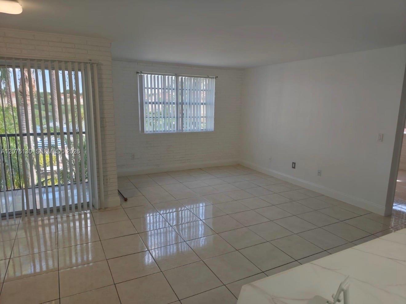 1269 SW 46th Ave # 2408 — Photo 5