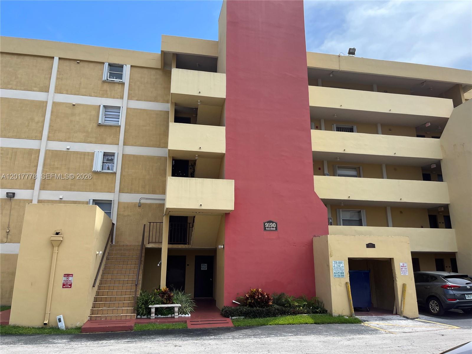 9190 Fontainebleau Blvd # 202, Miami FL 33172