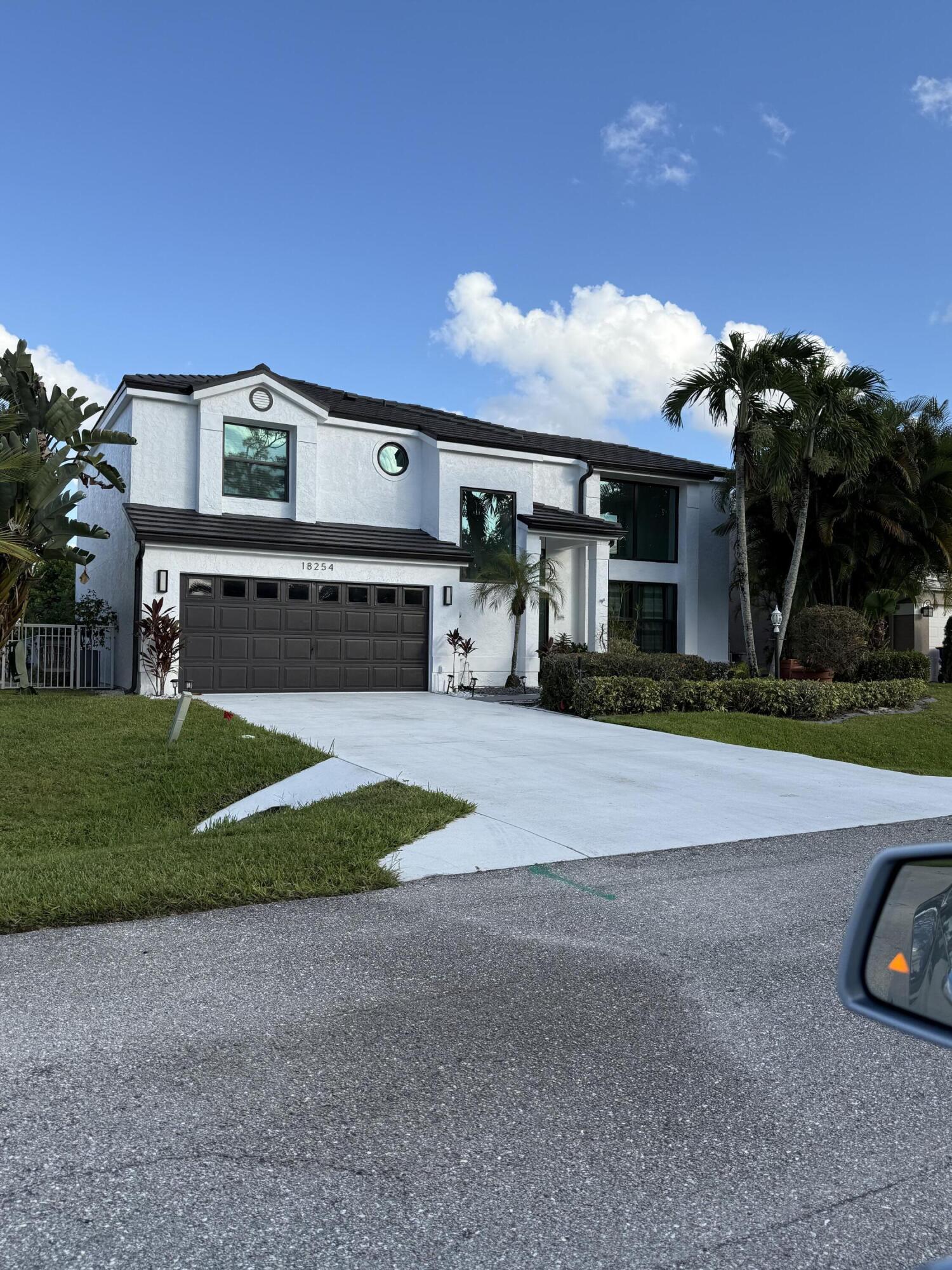 18254 SE FAIRVIEW Circle — Photo 3