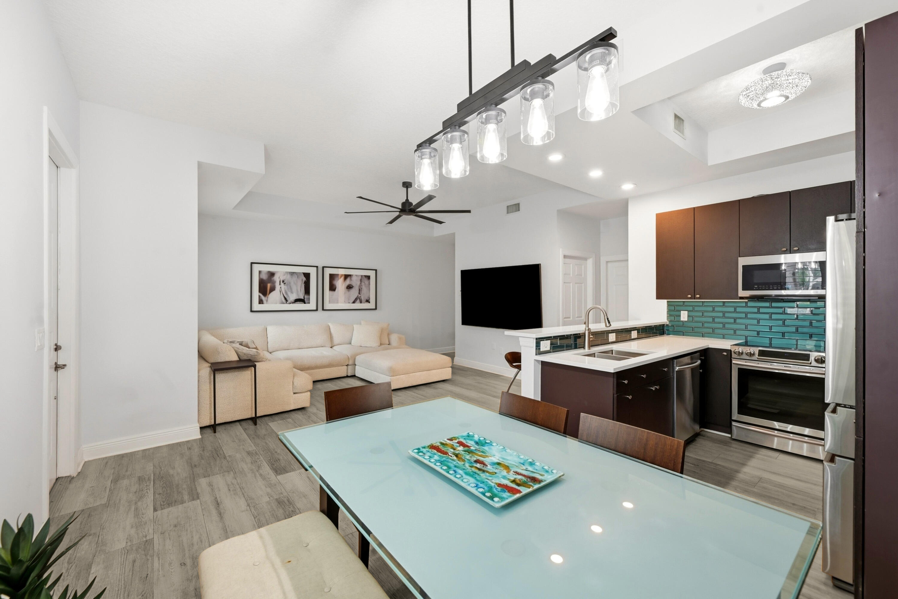 518 N Federal Highway # 14, Lake Worth FL 33460