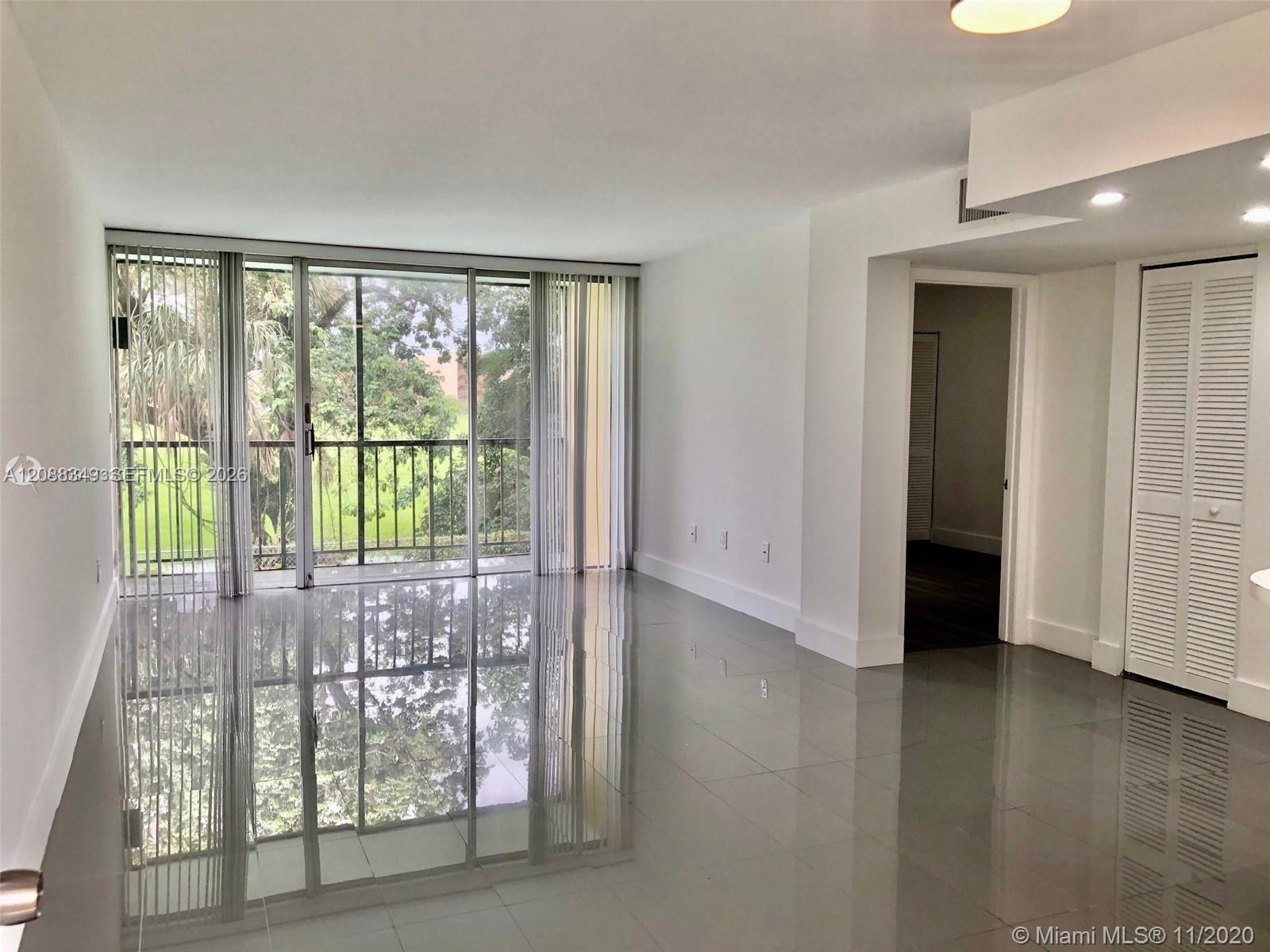 8870 Fontainebleau Blvd # 208 — Photo 2