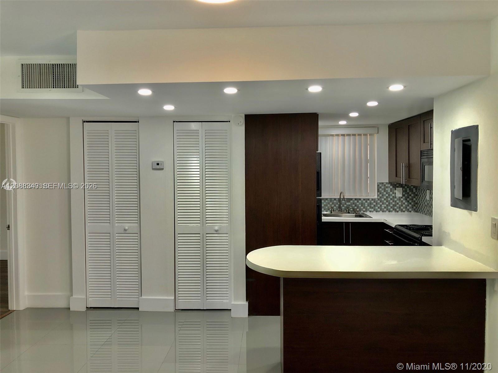 8870 Fontainebleau Blvd # 208 — Photo 3