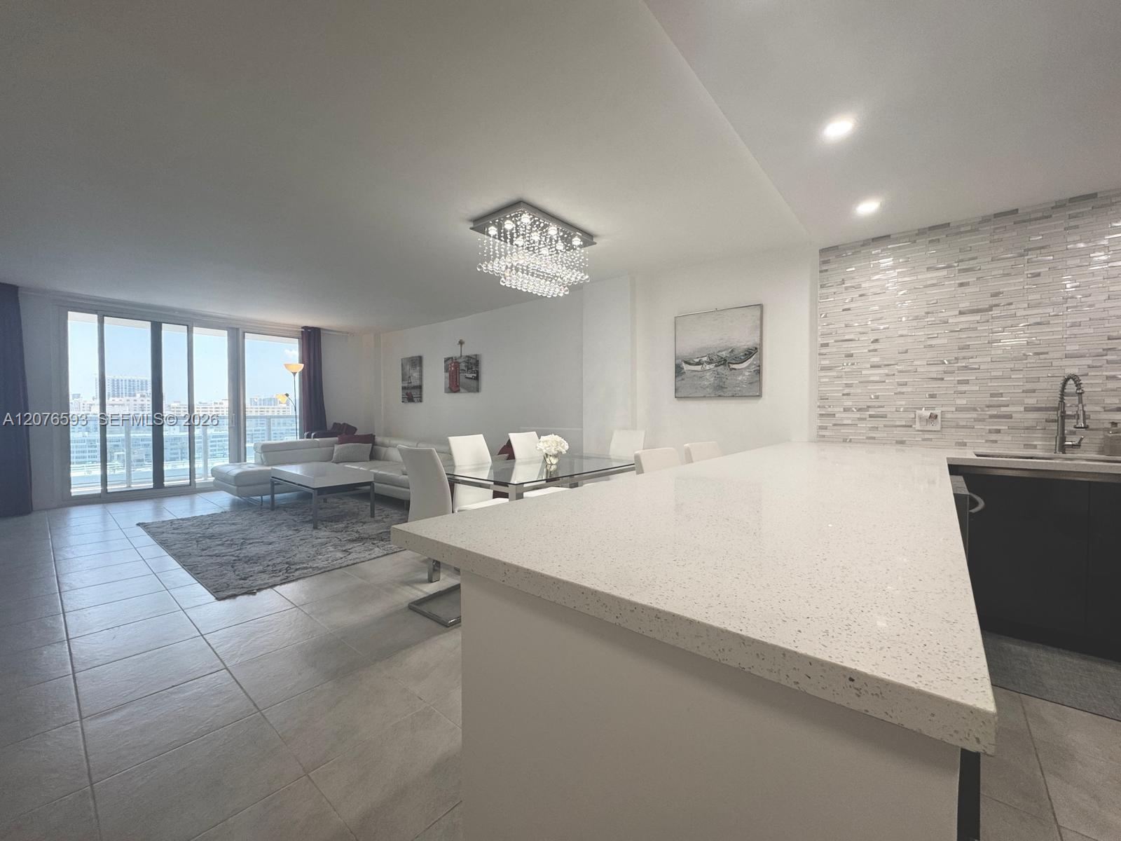 3800 S Ocean Dr # 1710 — Photo 4