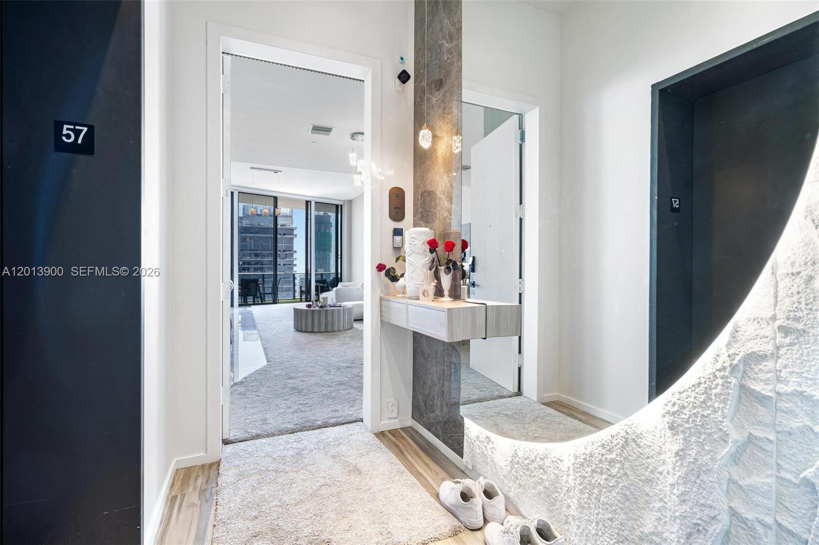 801 S Miami Ave # 5702, Miami FL 33130