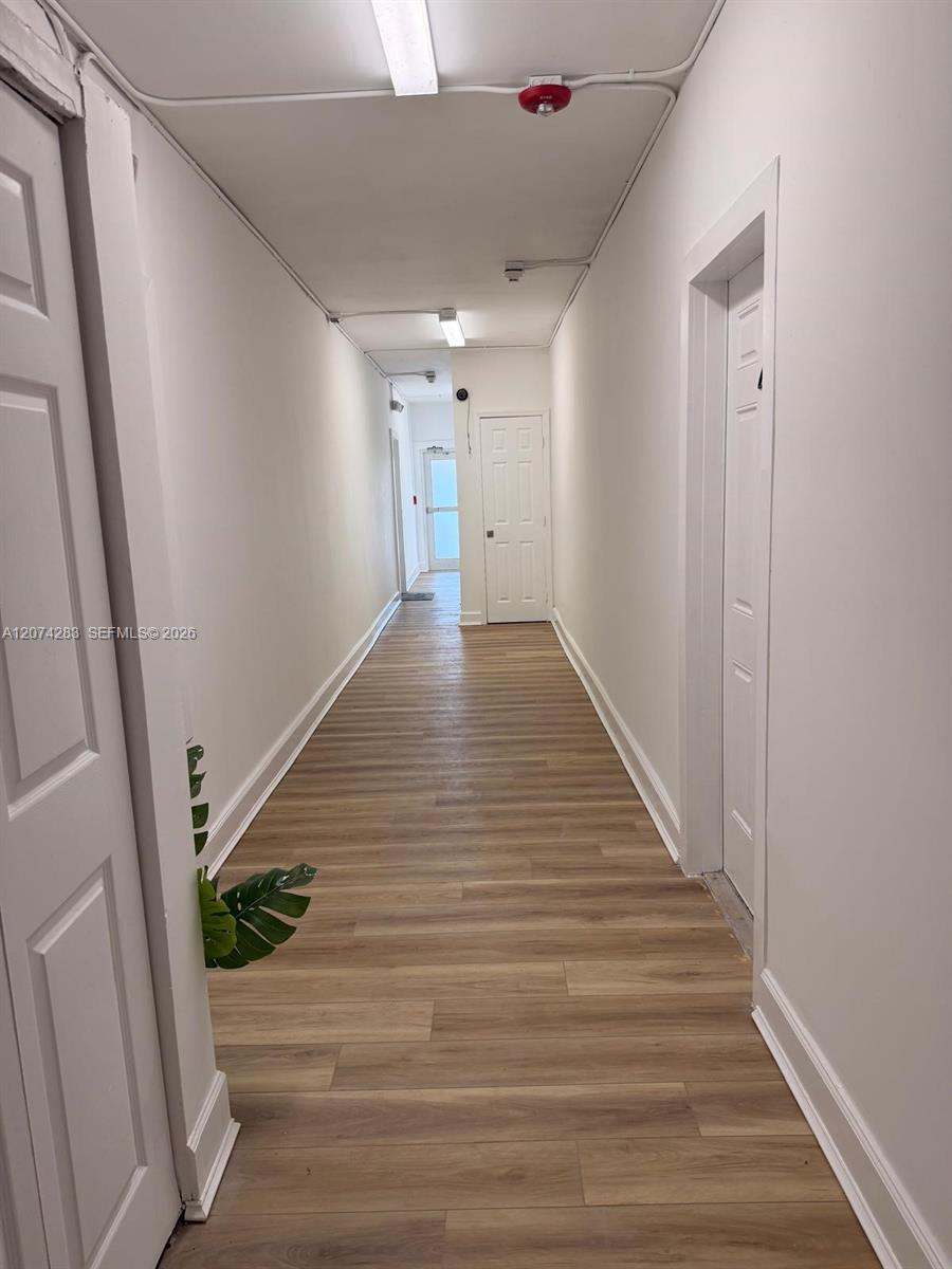 337 SW 10th Ave # 5 — Photo 4
