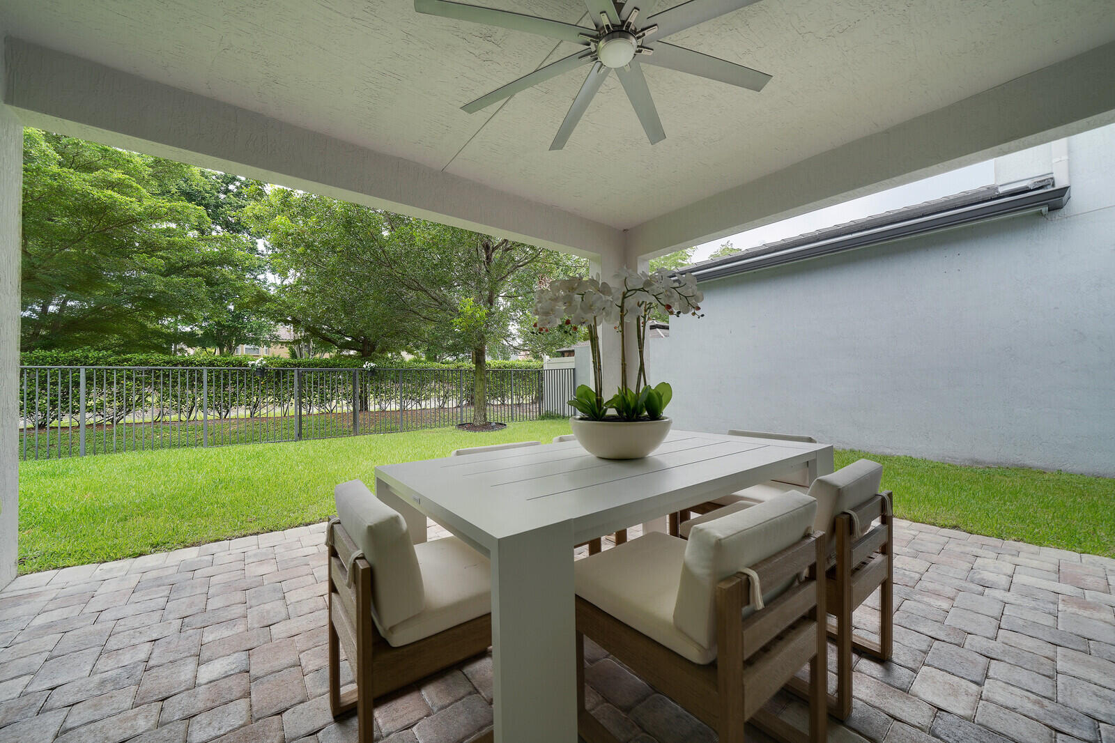 6215 OCEANAIRE Way — Photo 3