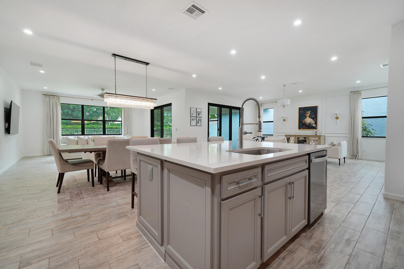 6215 OCEANAIRE Way — Photo 5