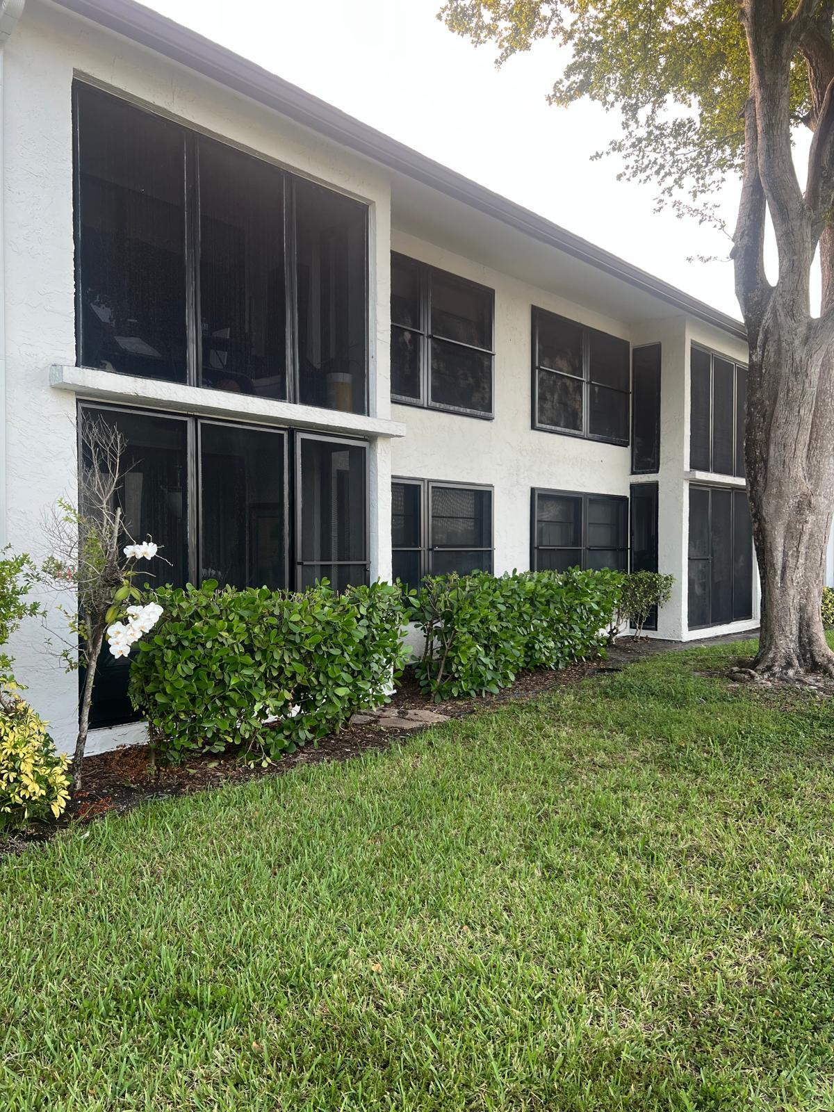 204 Lake Pointe Drive # 107 — Photo 3