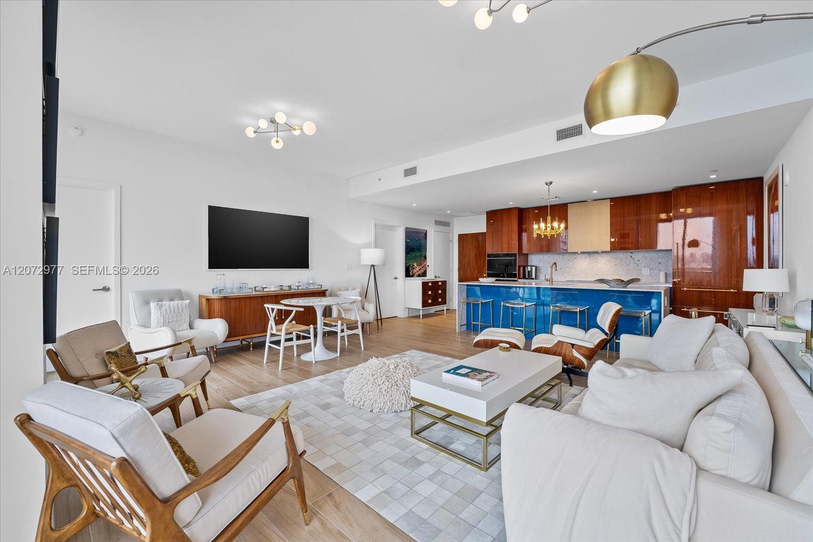 2678 Tigertail Ave # 1508 — Photo 4