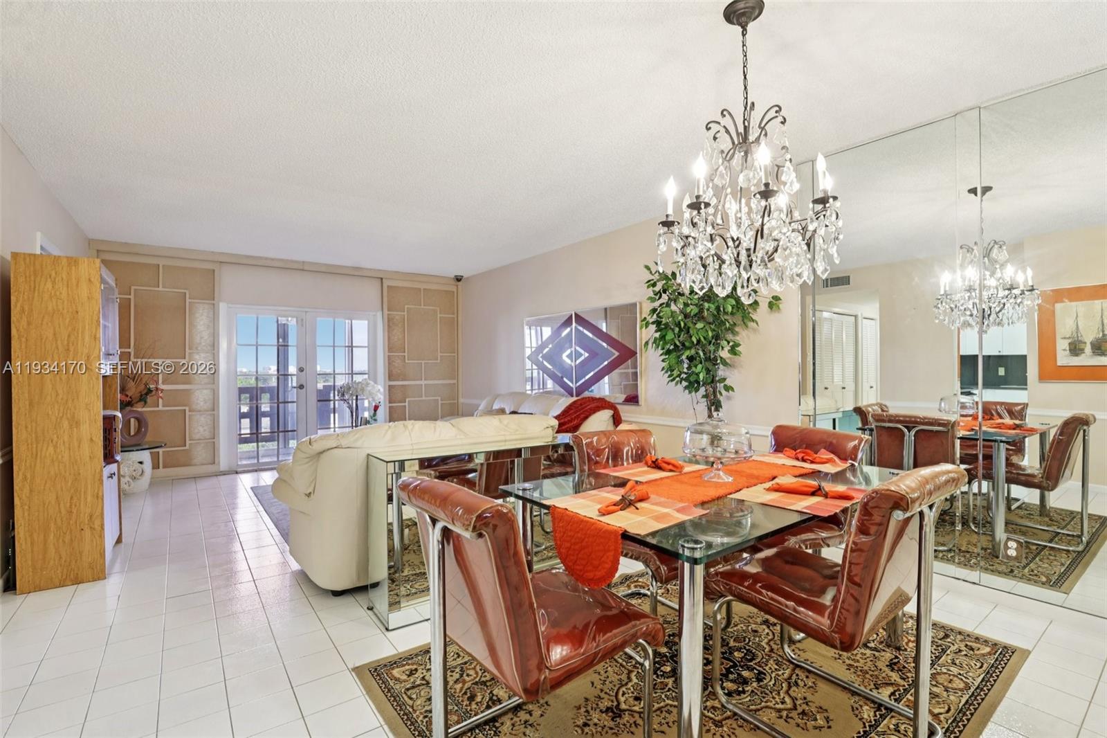 4350 Hillcrest Dr # 702 — Photo 5