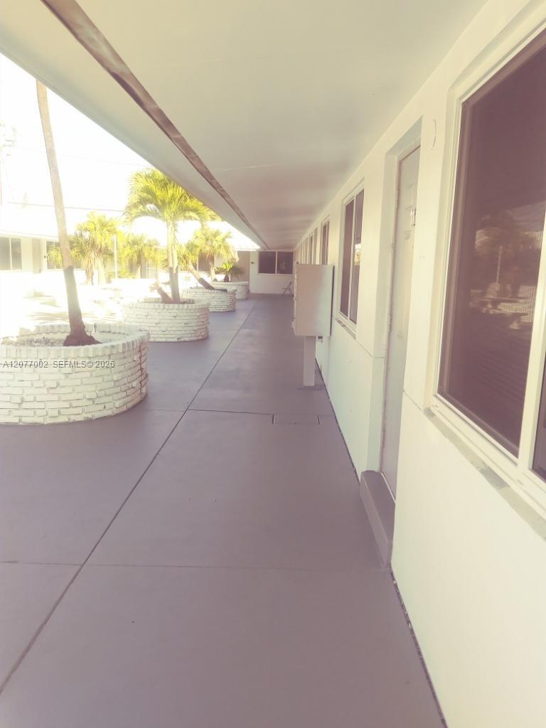 2225 Van Buren St # 7 — Photo 3