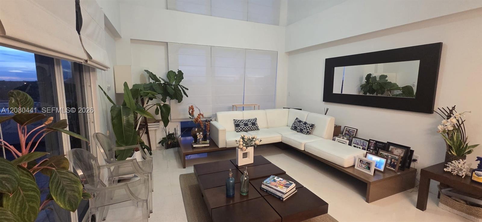 2400 SW 27th Ave # 4 — Photo 4