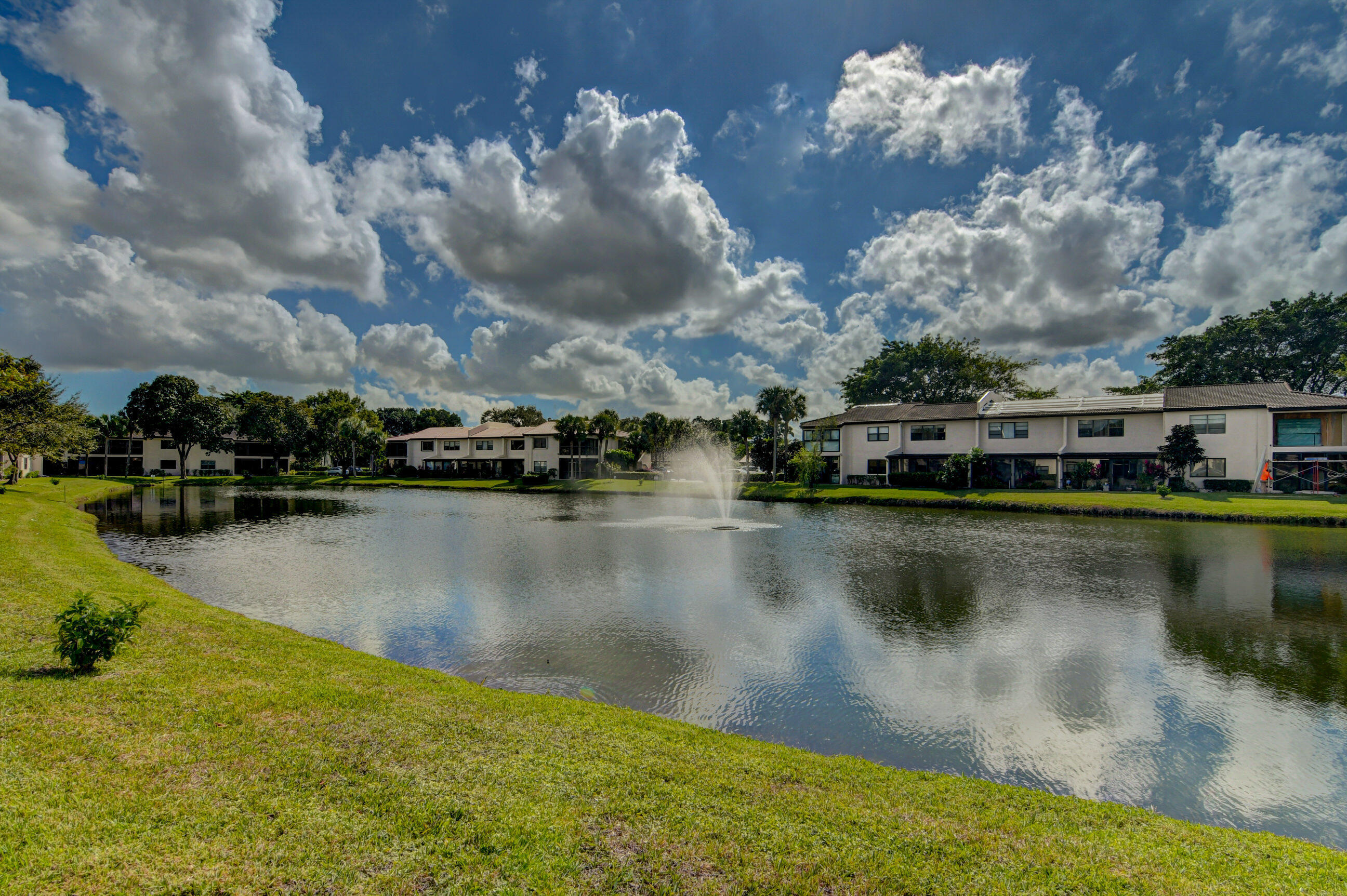 7911 Eastlake Drive # 6H — Photo 5