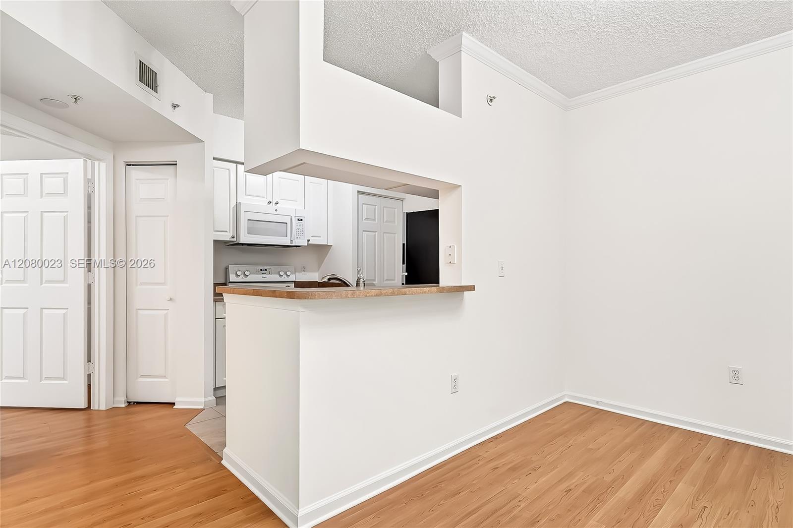 17150 N Bay Rd # 2301 — Photo 5