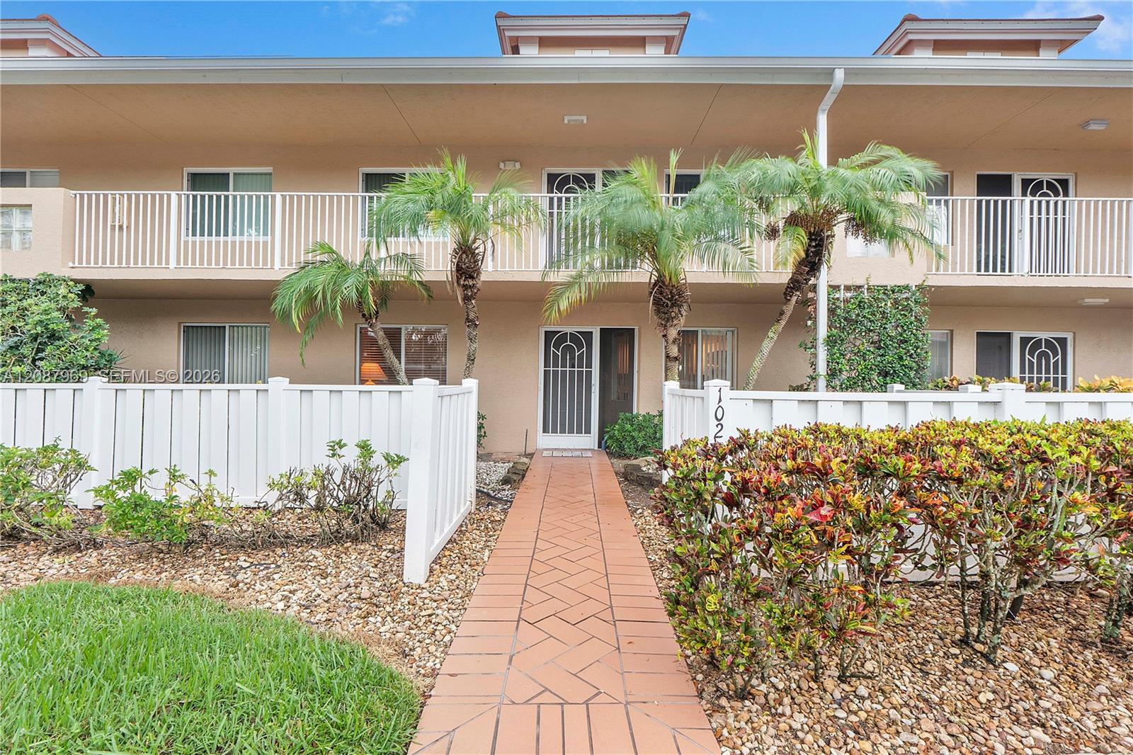 5952 Regal Glen Dr # 102, Boynton Beach FL 33437