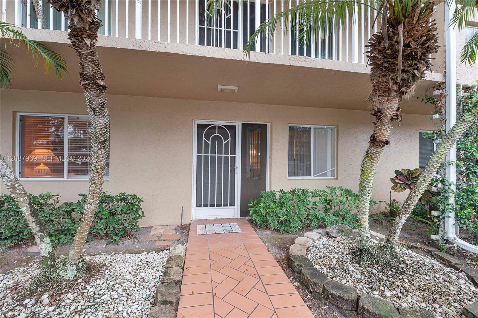 5952 Regal Glen Dr # 102 — Photo 2