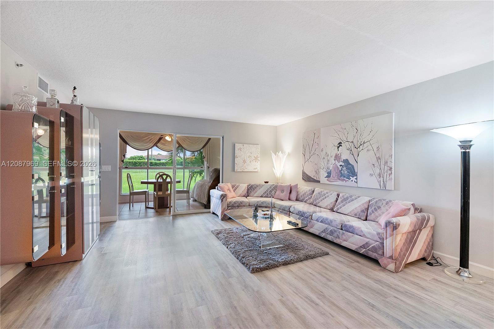 5952 Regal Glen Dr # 102 — Photo 4