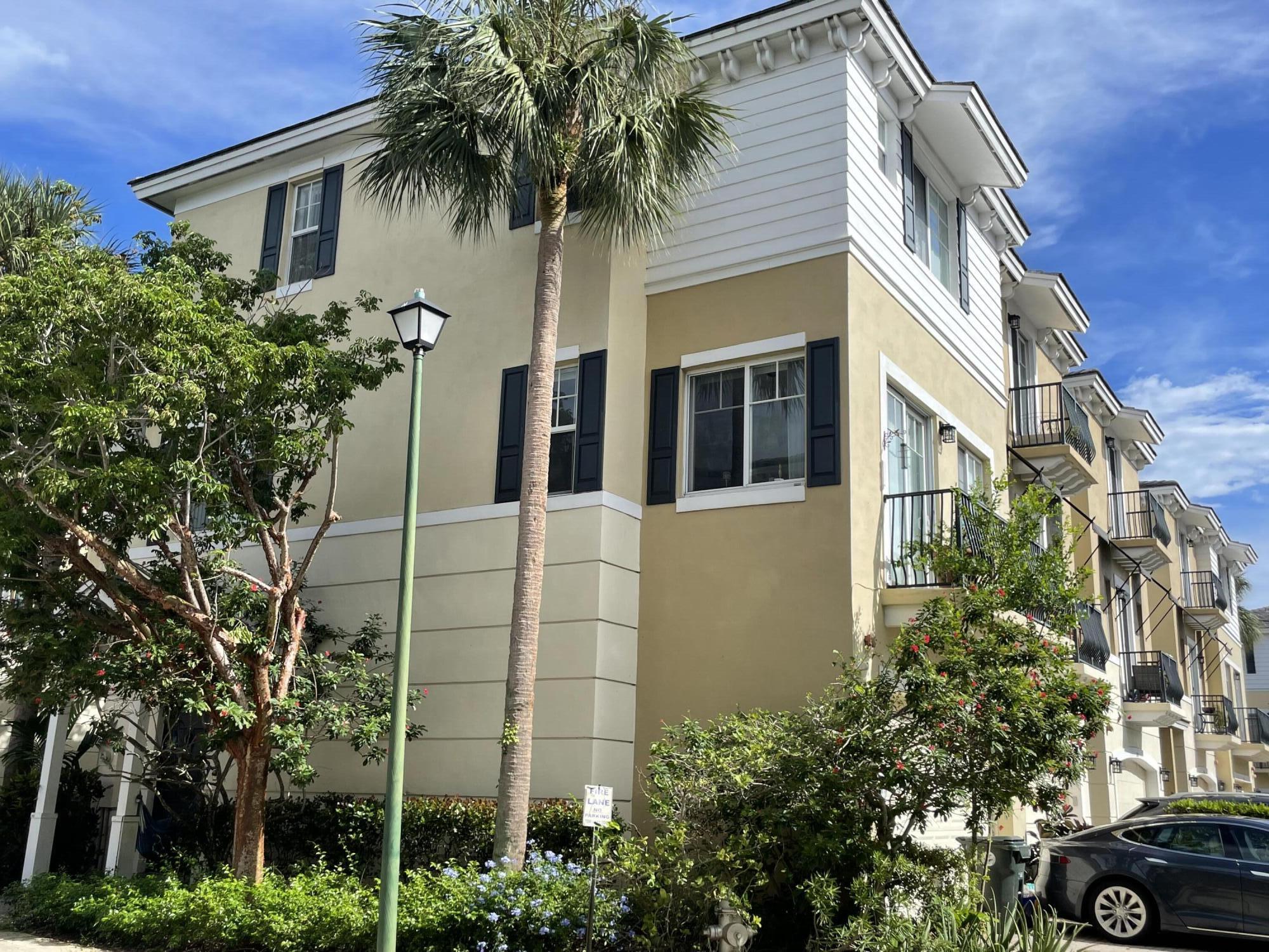 552 NW 39th Circle N, Boca Raton FL 33431
