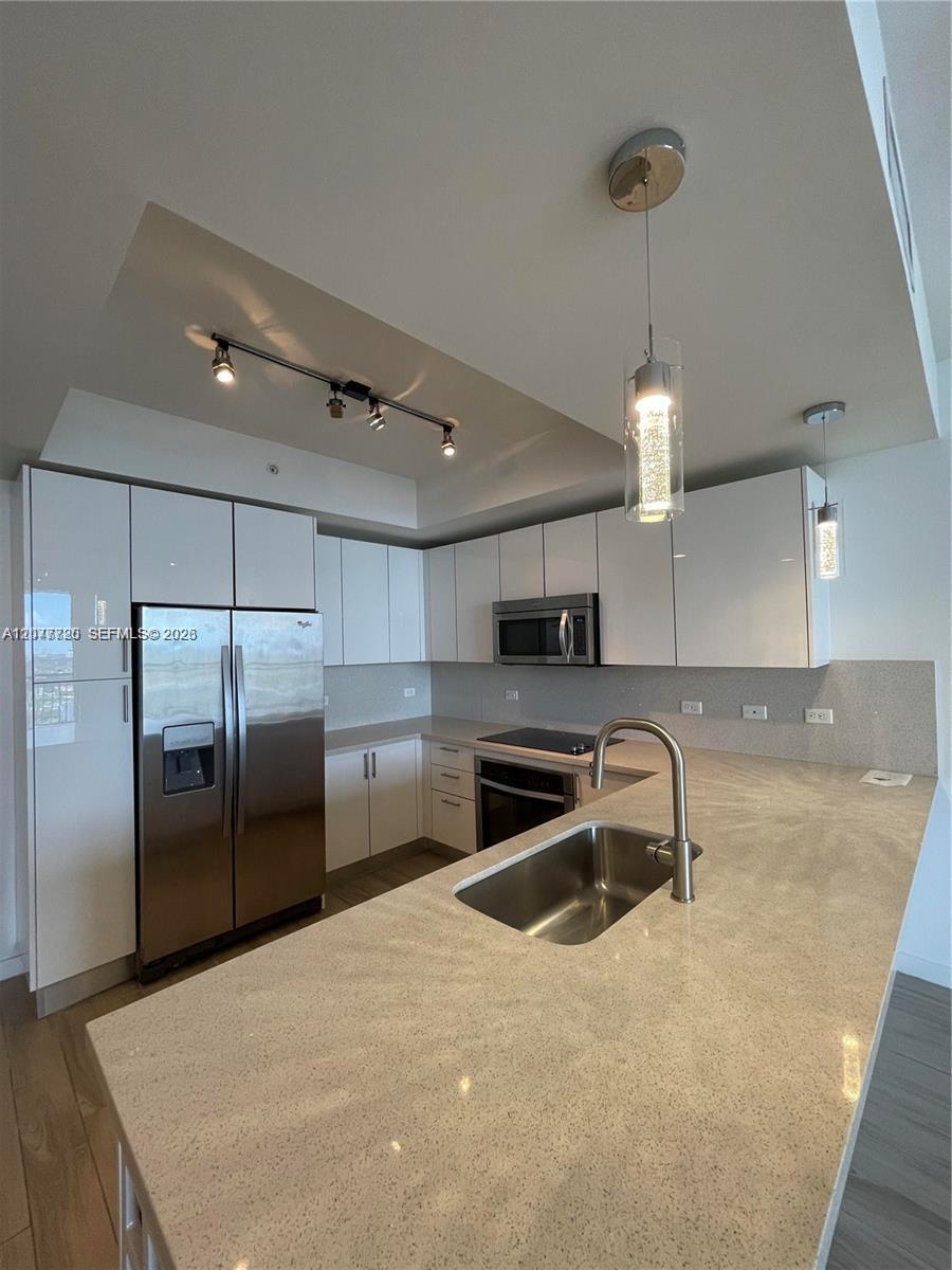 999 SW 1st Ave # 2109 — Photo 4