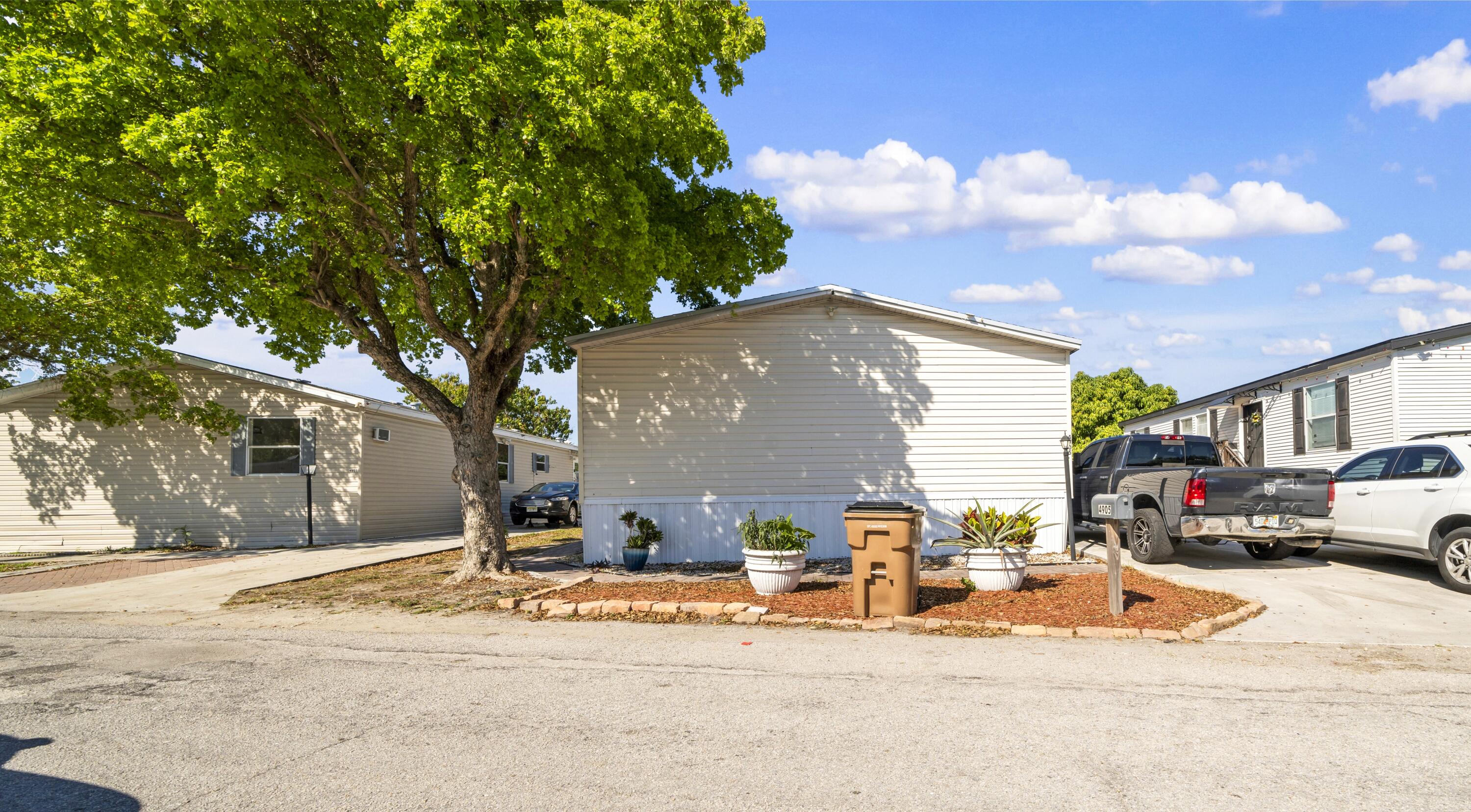 4905 NE 2nd Way, Pompano Beach FL 33064