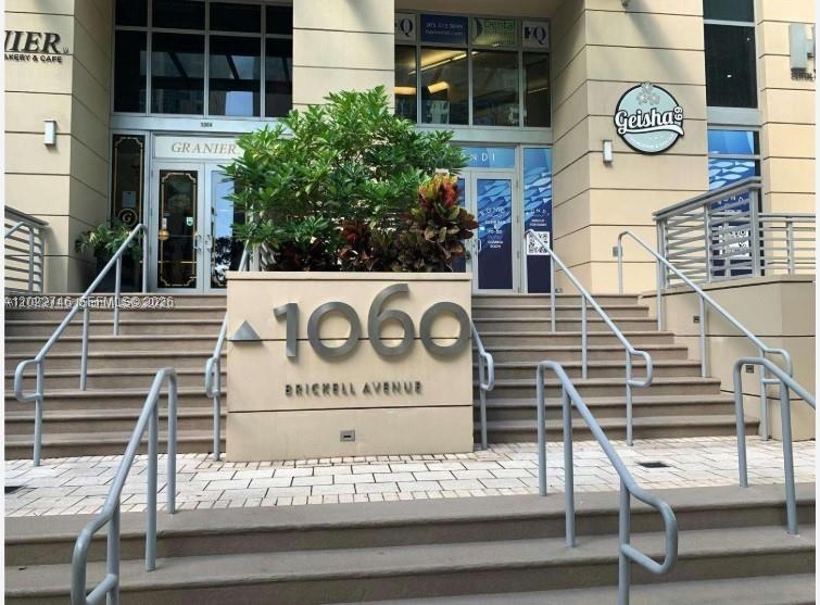 1060 Brickell Ave # 2201, Miami FL 33131