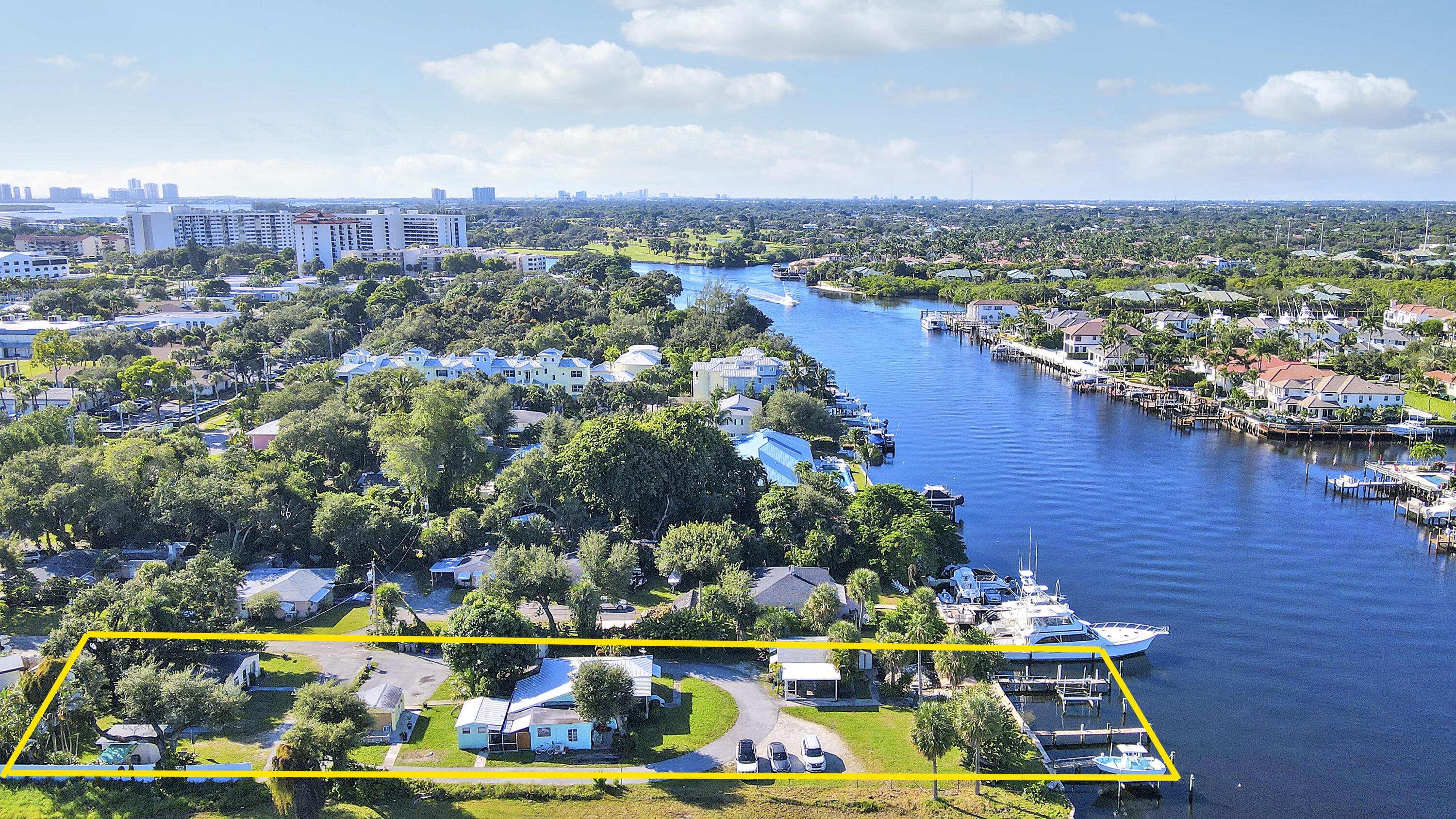 2031 Melody Lane, Palm Beach Gardens FL 33410