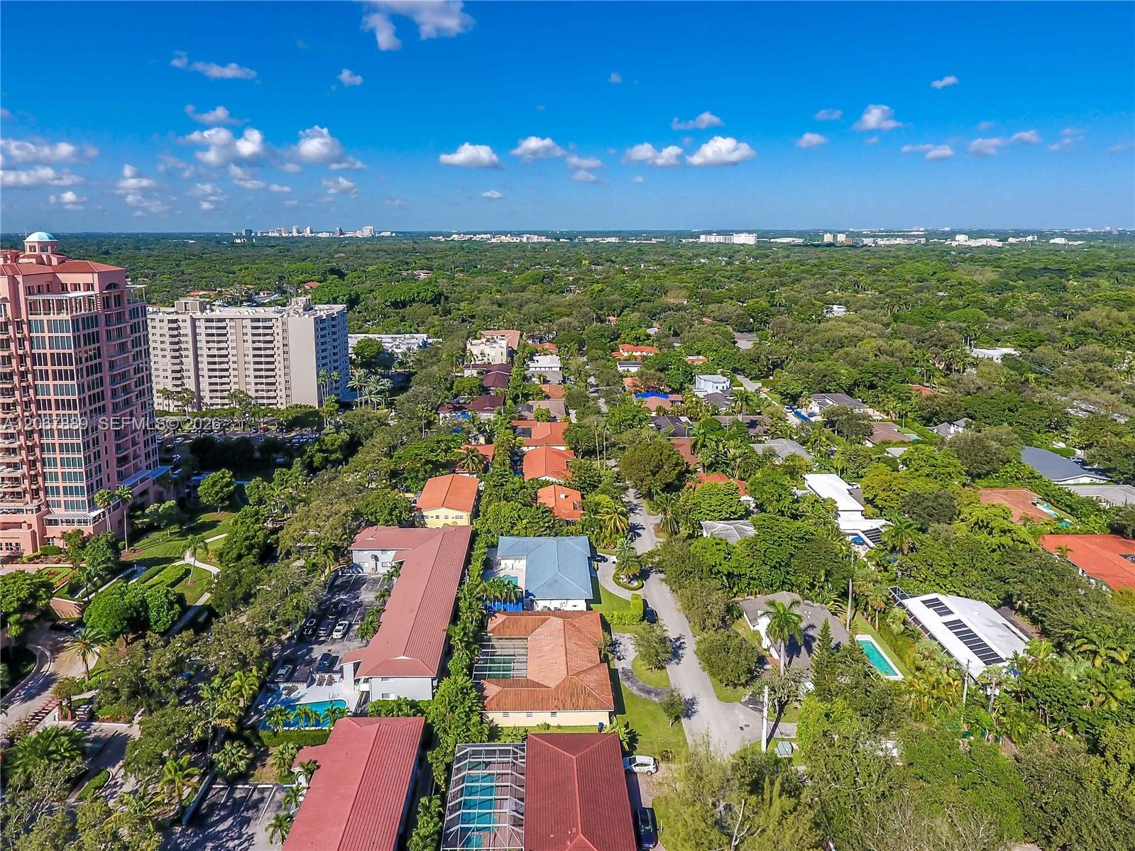 19 W Sunrise Ave View 5
