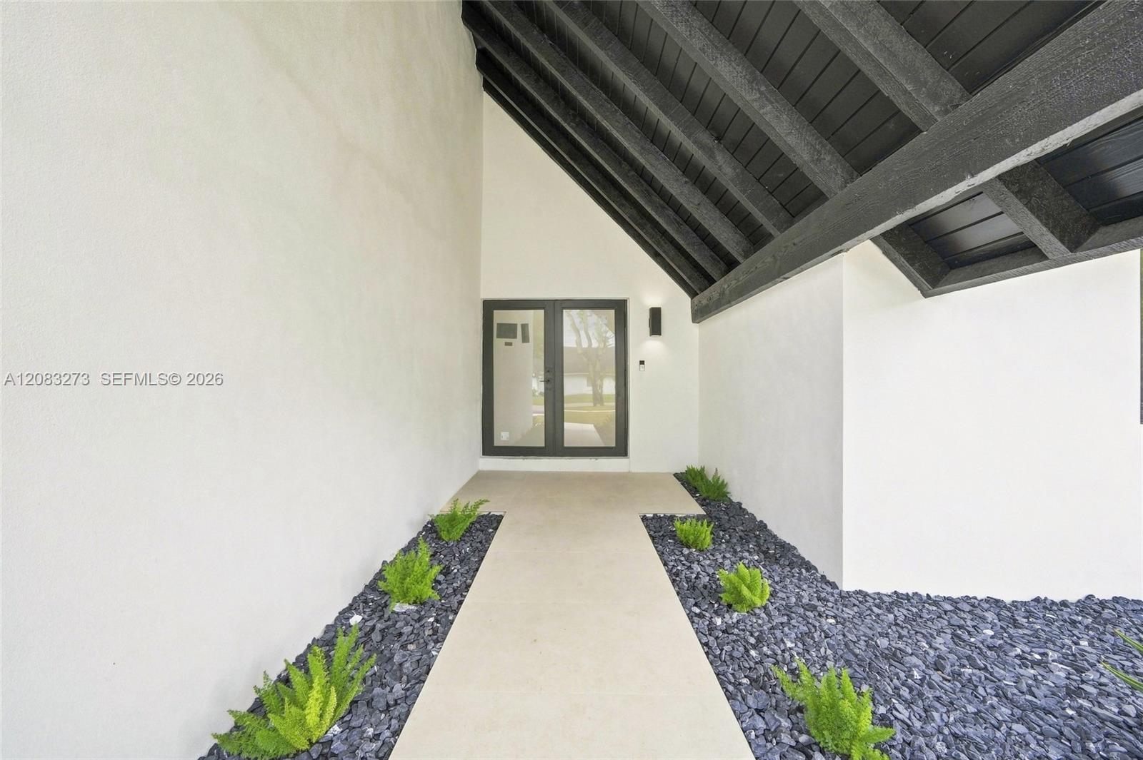 13300 SW 99th Ter — Photo 3