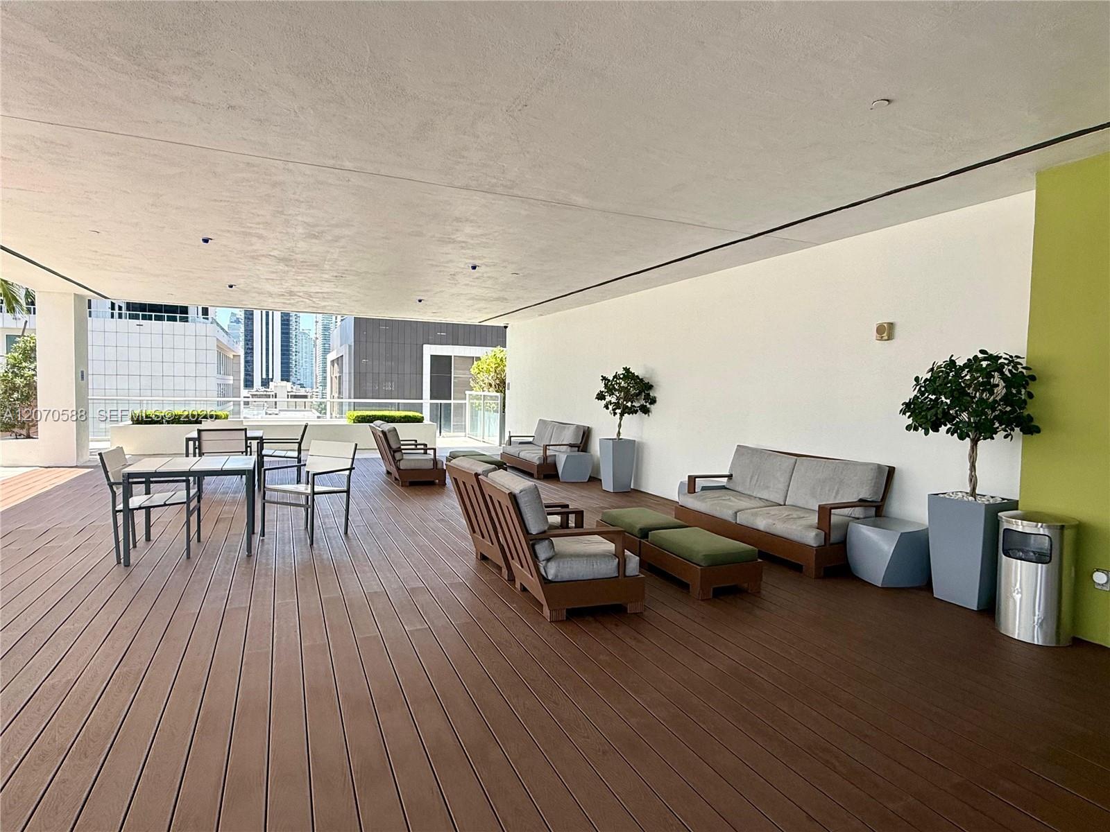55 SE 6th St # 2404 View 13