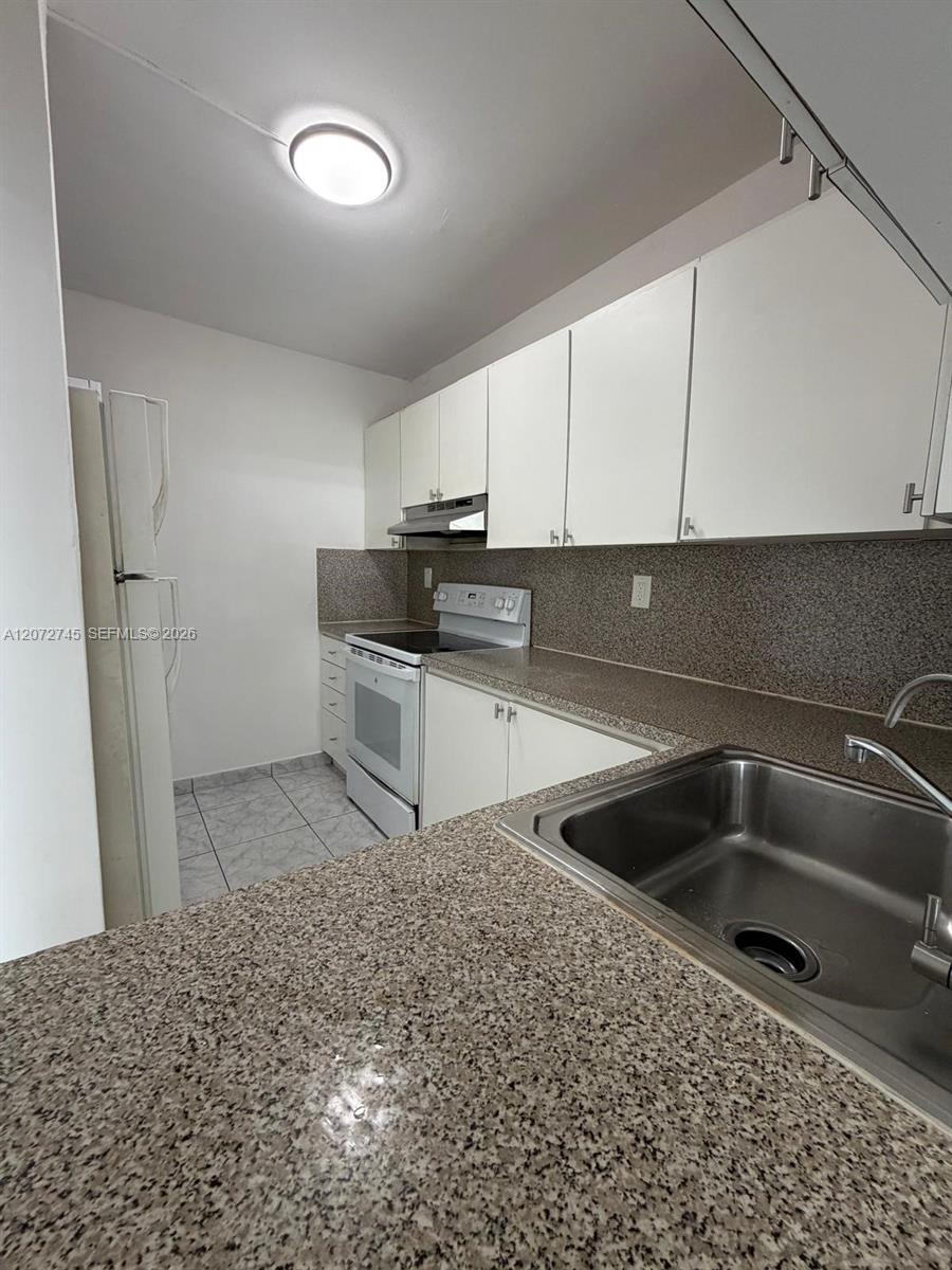 1290 NE 119th St # 2A — Photo 4